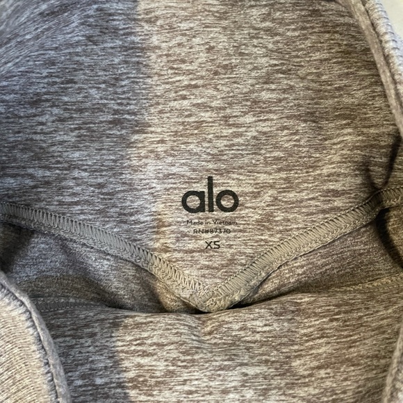 Alo leggings - Picture 2 of 4